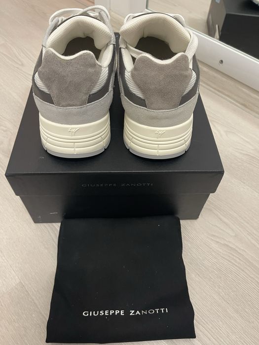 Мъжки обувки Guiseppe Zanotti в идеално състояние