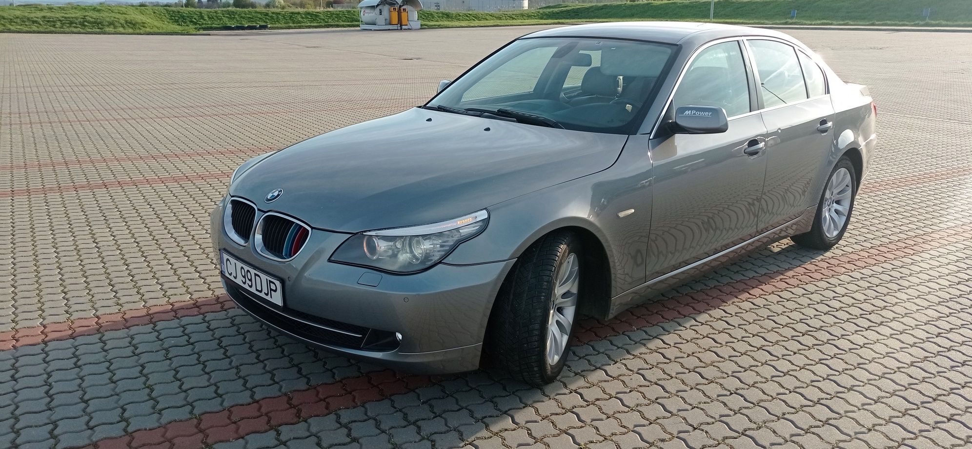 Vând BMW 520 E60 2008