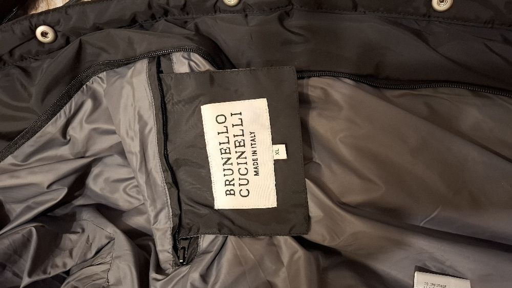 Продам зимнию куртку вашего качество