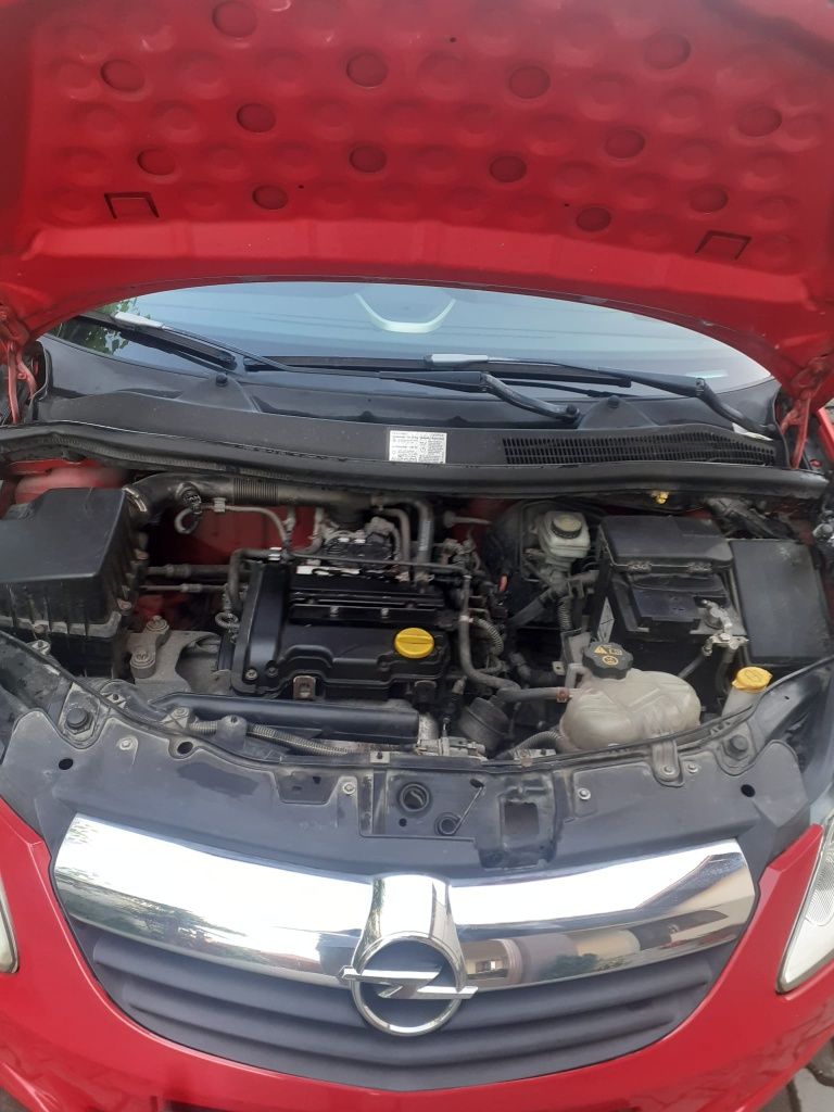 Vând Opel Corsa  2008