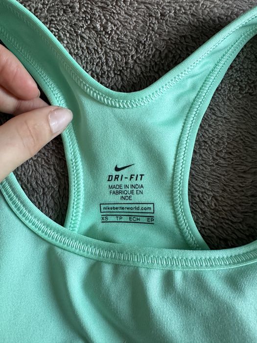 Bustiera Nike xs