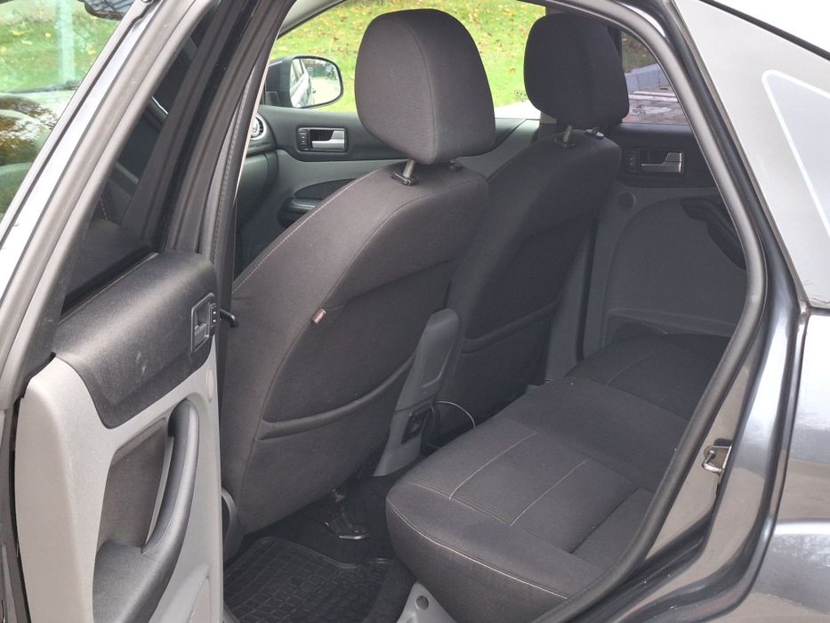 Ford Focus Mk2 • TITANIUM • 1.6 TDCI •