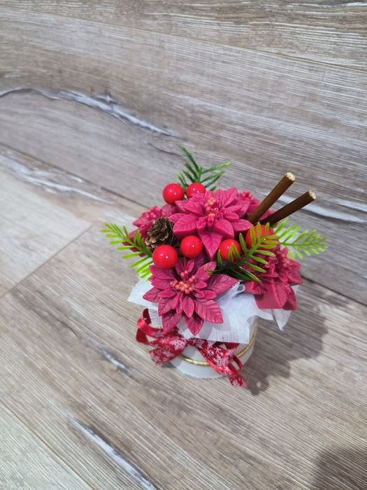 Коледни сапунени букети