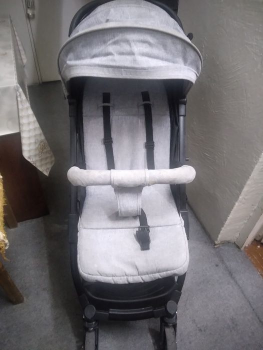 Детская коляска б/у ,100.000 сум