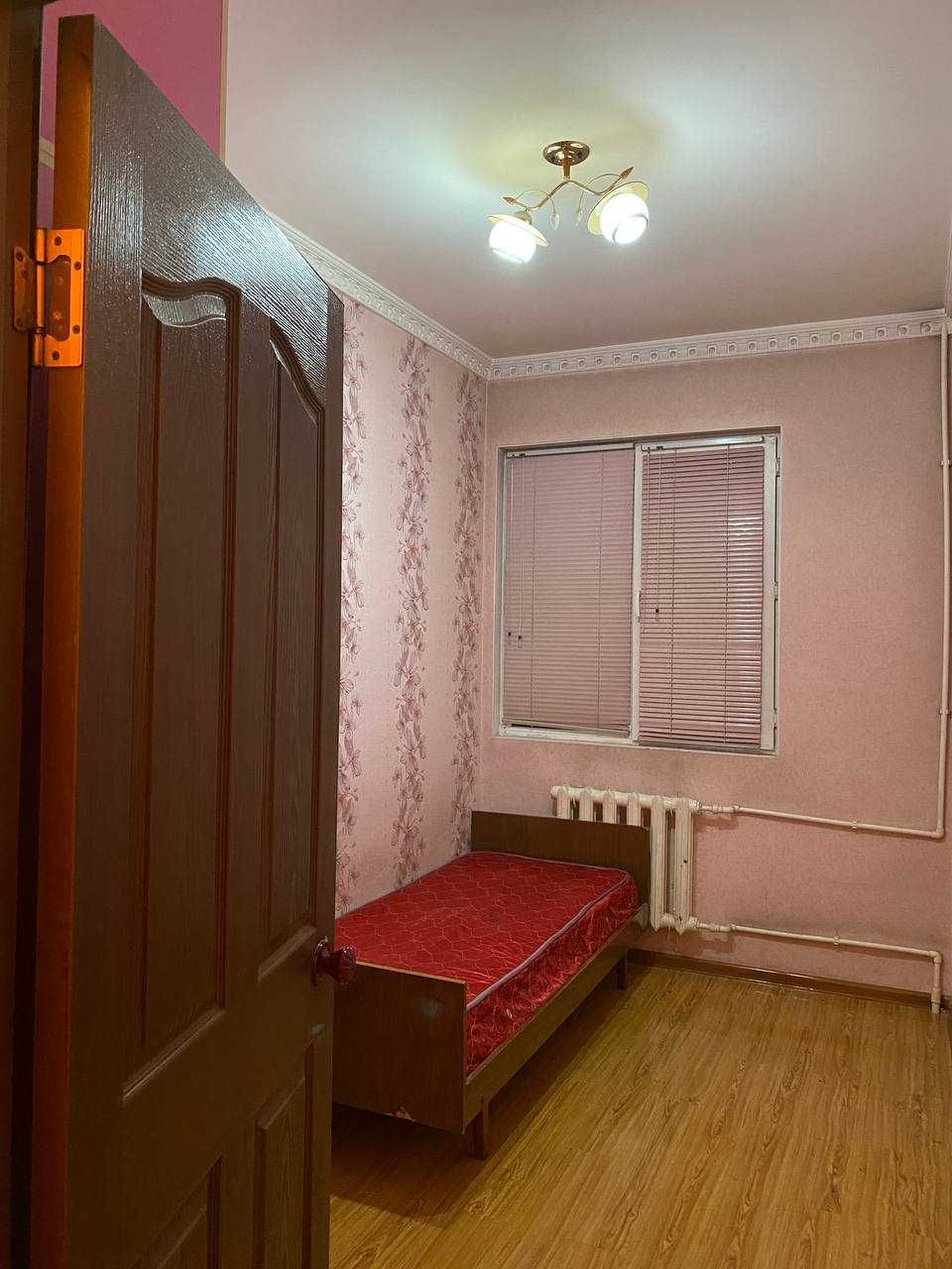 продаю  4 х комнатную квартиру