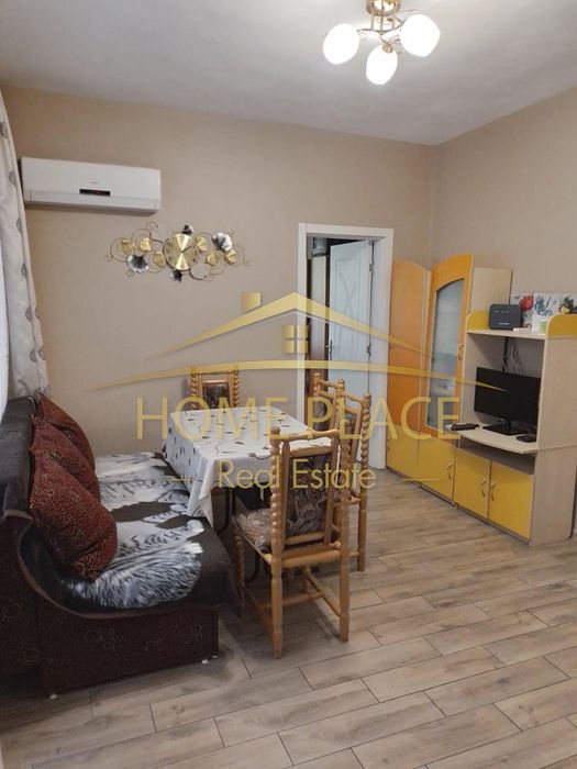 Дава се под наем Тристаен апартамент в Варна, Център - 95 кв.м за 612 € - Снимка #1