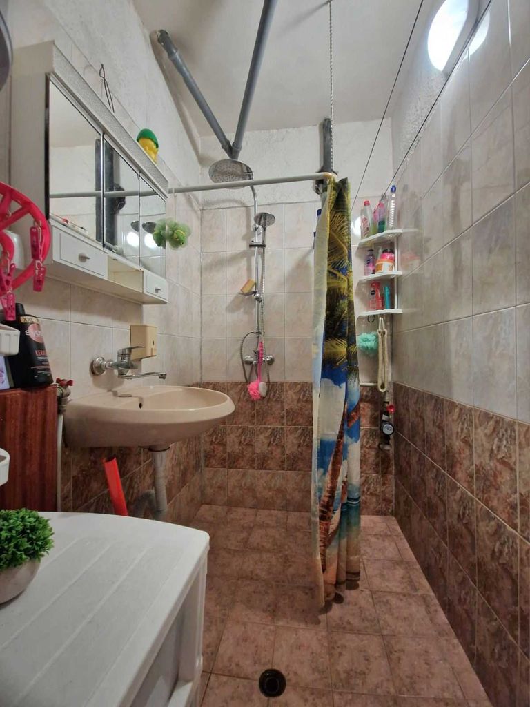 Продава се Тристаен апартамент в Русе, Здравец - 71 кв.м за 1520 €/кв.м - Снимка #7