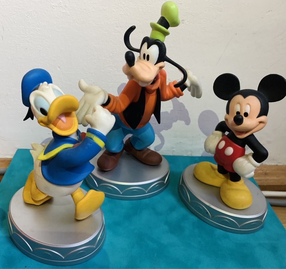 Set nou figurine Disney Mickey si prietenii in dimensiune mare