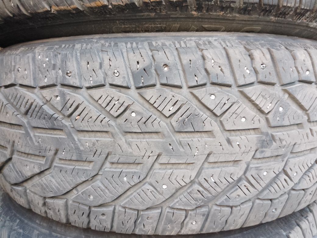 Зимняя резина 225/55 R17