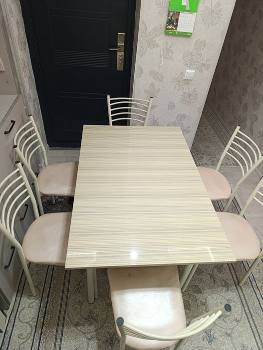 Продается стол с 6шт стулья