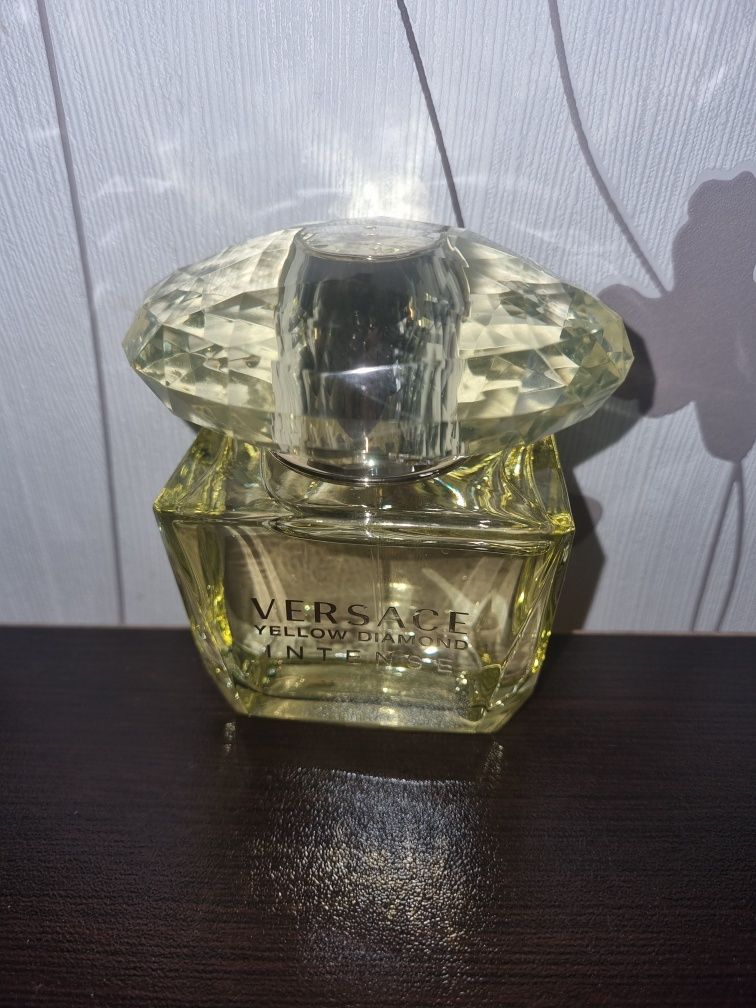 Парфюм Versace Yellow Diamond Intense. 90 ml