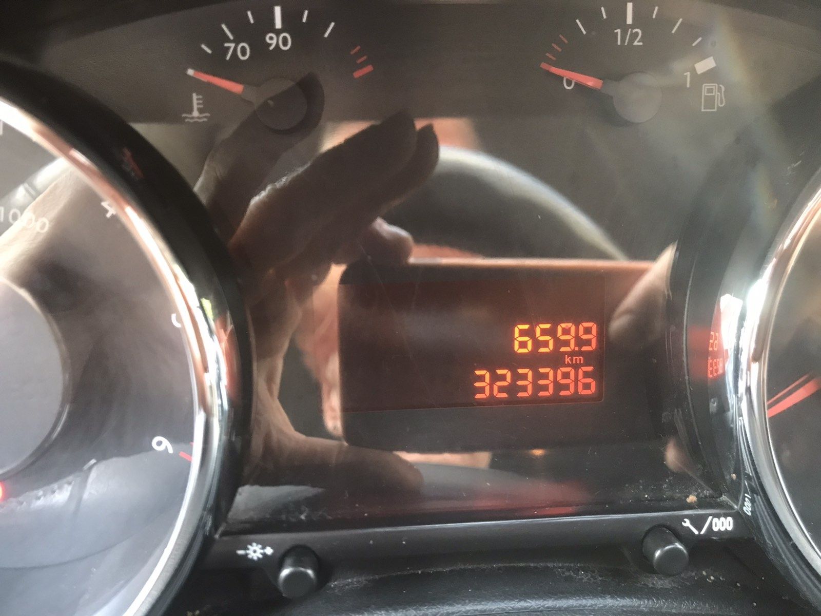 Peugeout 5008 ван СПЕШНО!!!