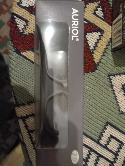 Ochelari de vedere(citit) cu etui,dioptrie +2,noi,2 modele