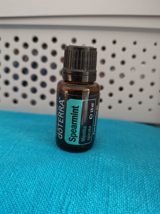 Uleiuri Doterra sigilate in termen