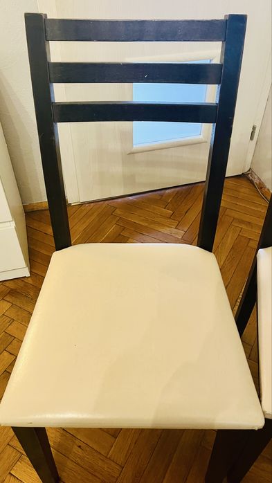 Трапезен стол Виденов