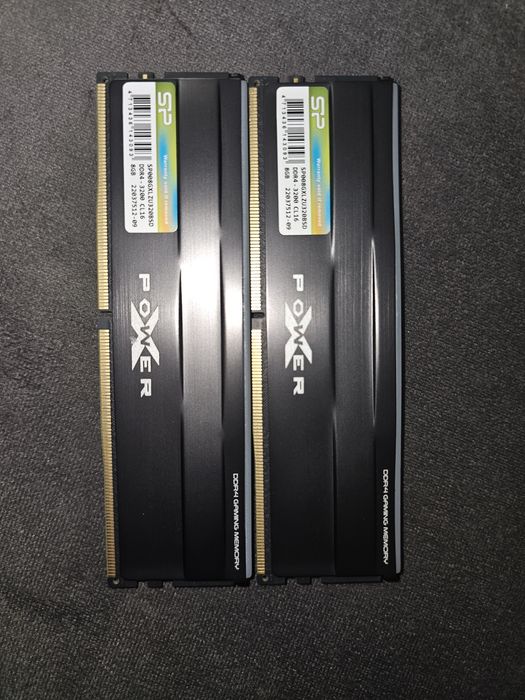 Memore RAM DDR4 Super X 3200 Mhz, 16 gb, RGB, CL 16