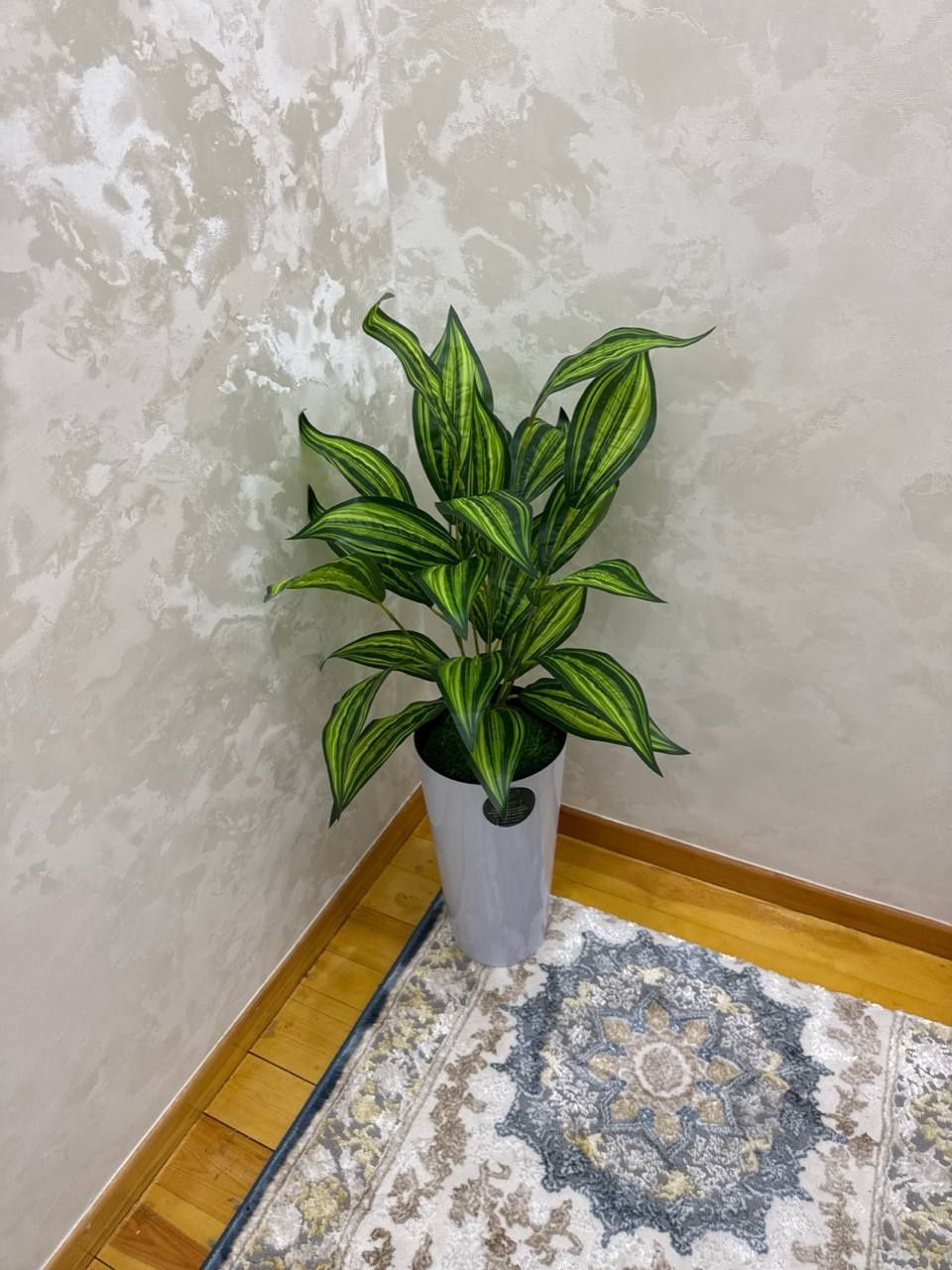 Suniy va decorativ gullar