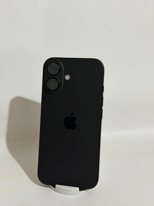 Vand sau schimb Iphone 16