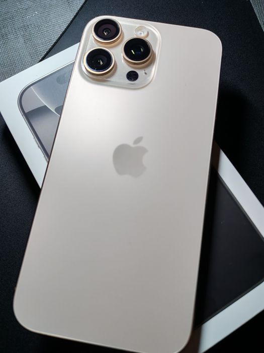 Vând iPhone 16 pro Max 256gb