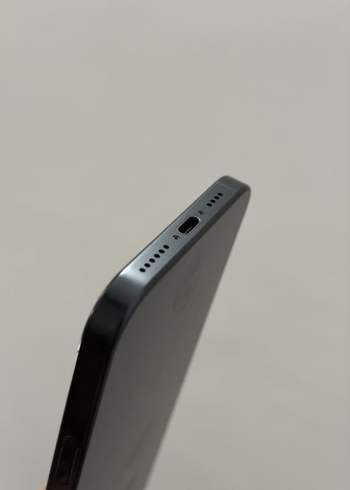 iPhone 16 Pro Max 512GB Titanium Black & Natural Neverlocked