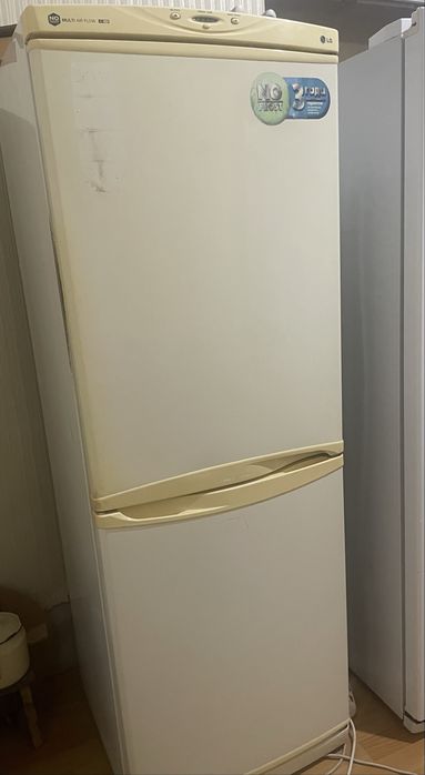 Холодильник LG