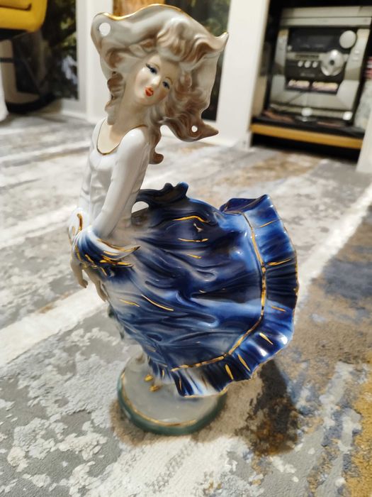 Bibelou porțelan fin, vintage, balerina , 28 cm