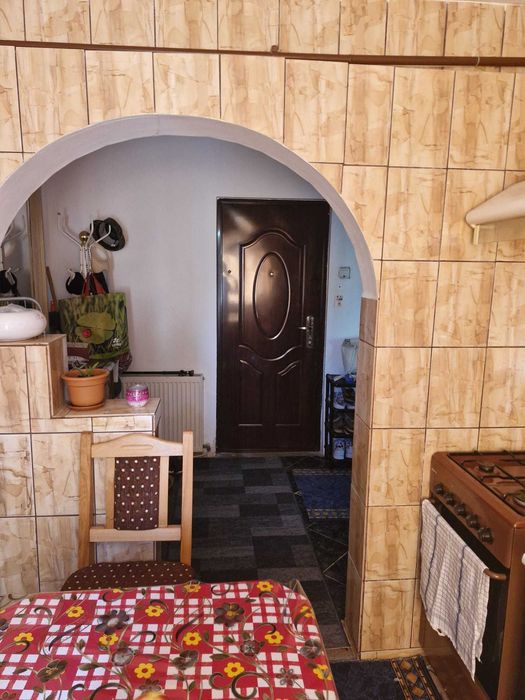 Vand apartament 2 camere