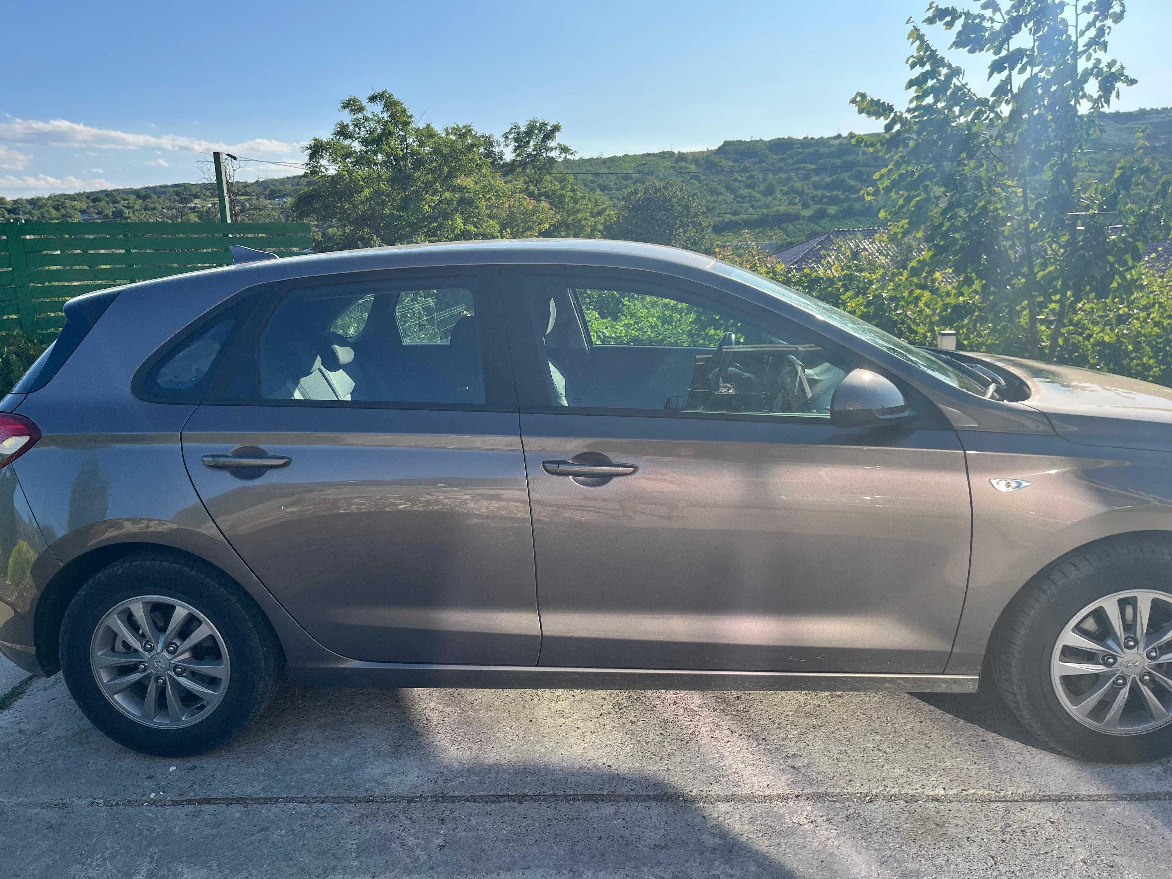Hyundai i30 1.5dpi 110cp