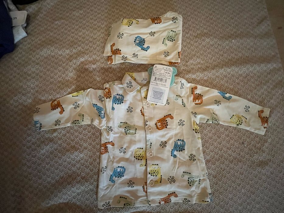 чисто нови комплекти