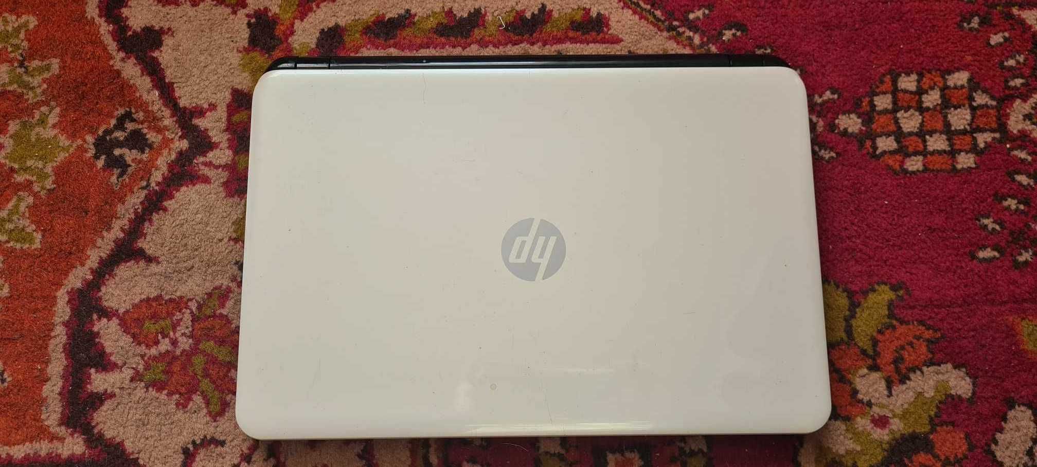 Dezmembrez laptop HP 15 model 15-r030sq