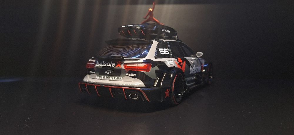 VÂND machetă 1:18 Audi RS6 DTM Avant Jon Olsson GT Spirit