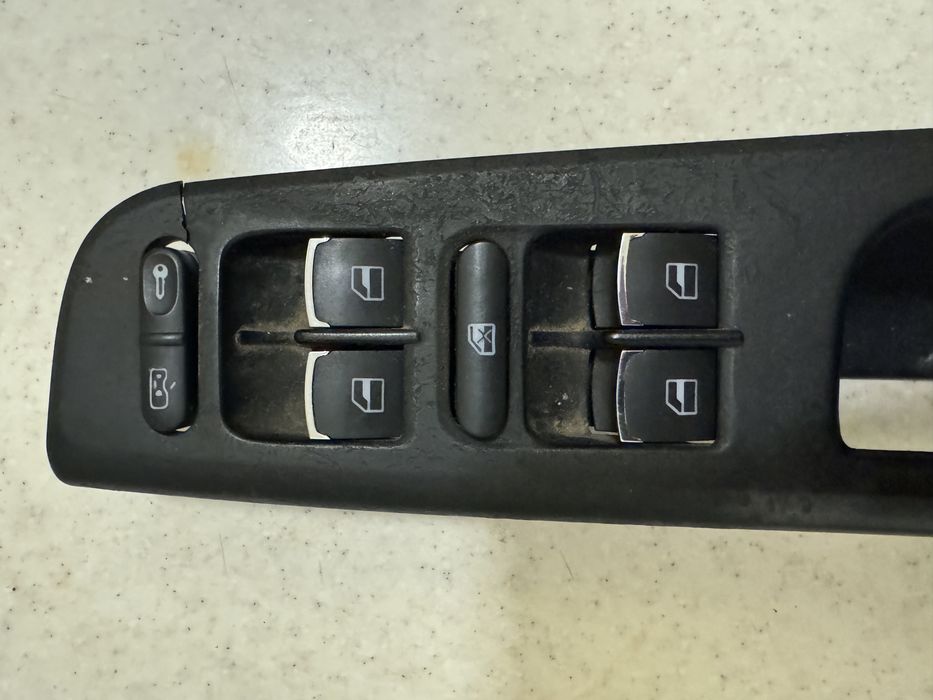 Дръжка с копчета за VW Passat B5/B5.5, Golf 4, Bora