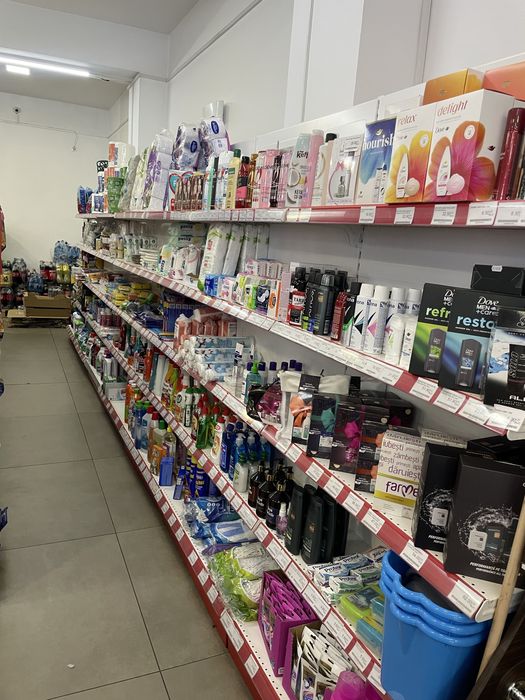 Vand rafturi metaluce magazin