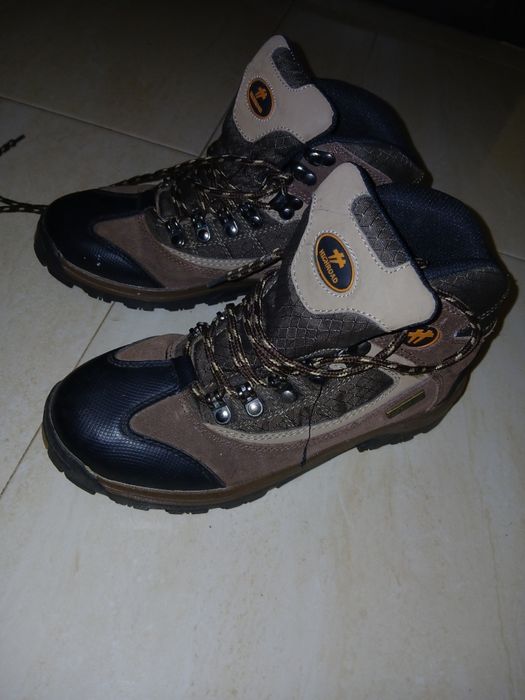 Туристически обувки, водоустойчиви номер 38
