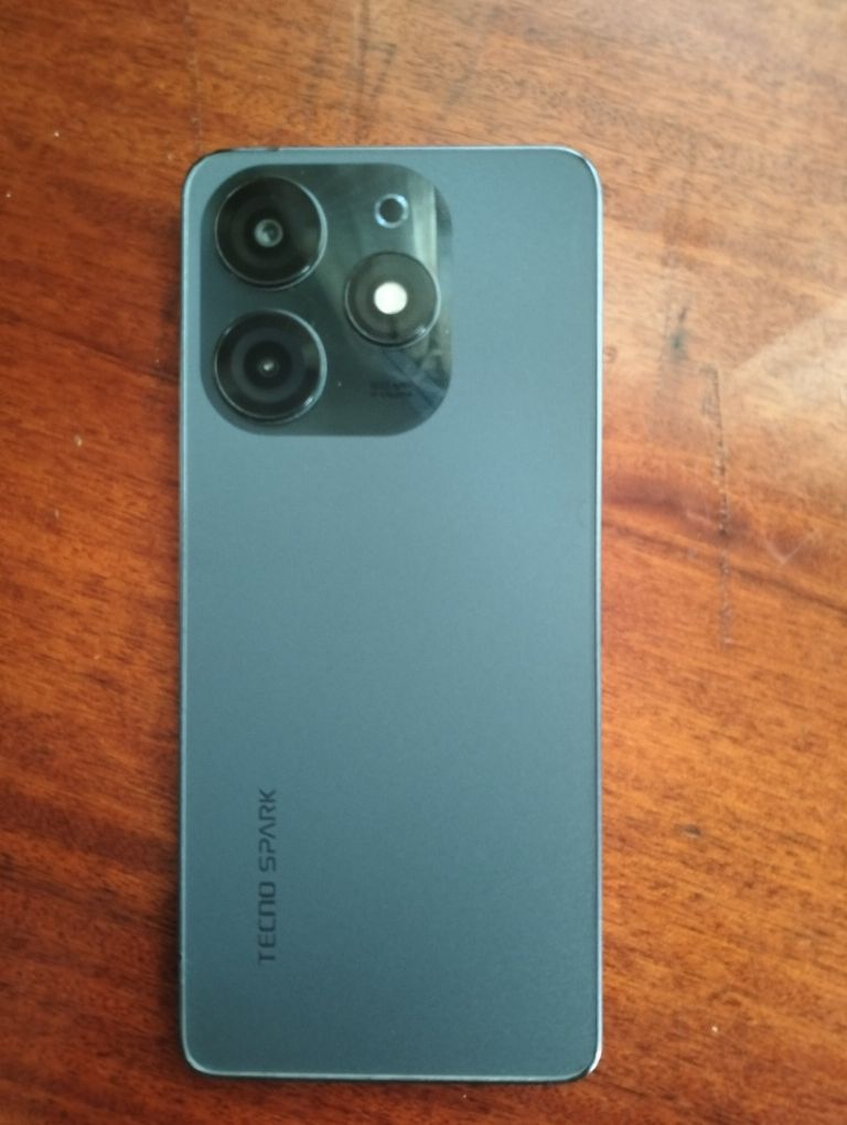 Tecno Spark 10 Pro, отпечаток ва юз сканери 100% ишлийди.