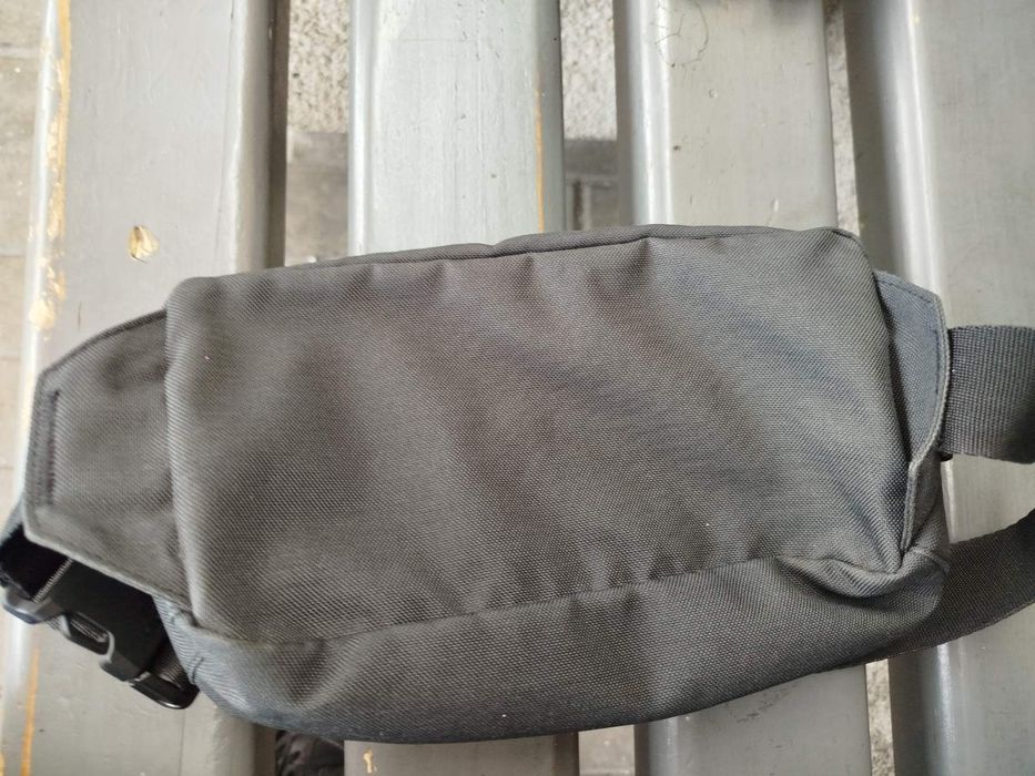 Продавам Чанта Adidas