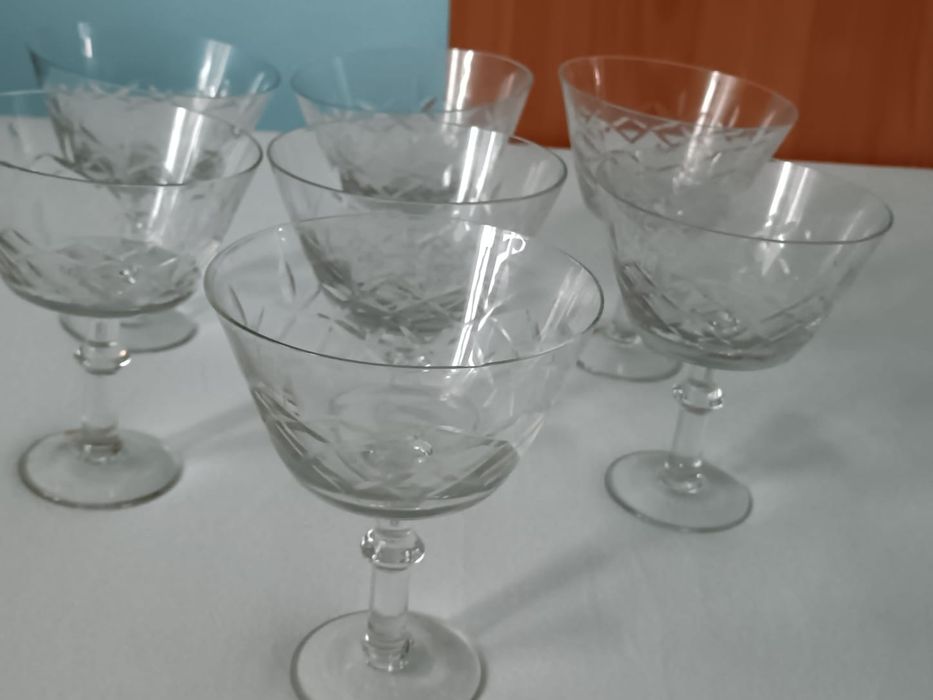 Vând Set 7 Pahare Șampanie de Lux