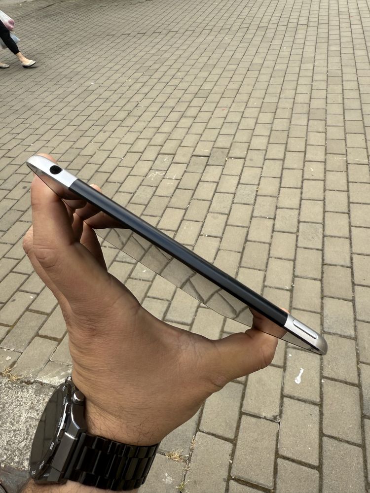 Ipad 4 mini wifi+cellular 64Gb stare f buna !