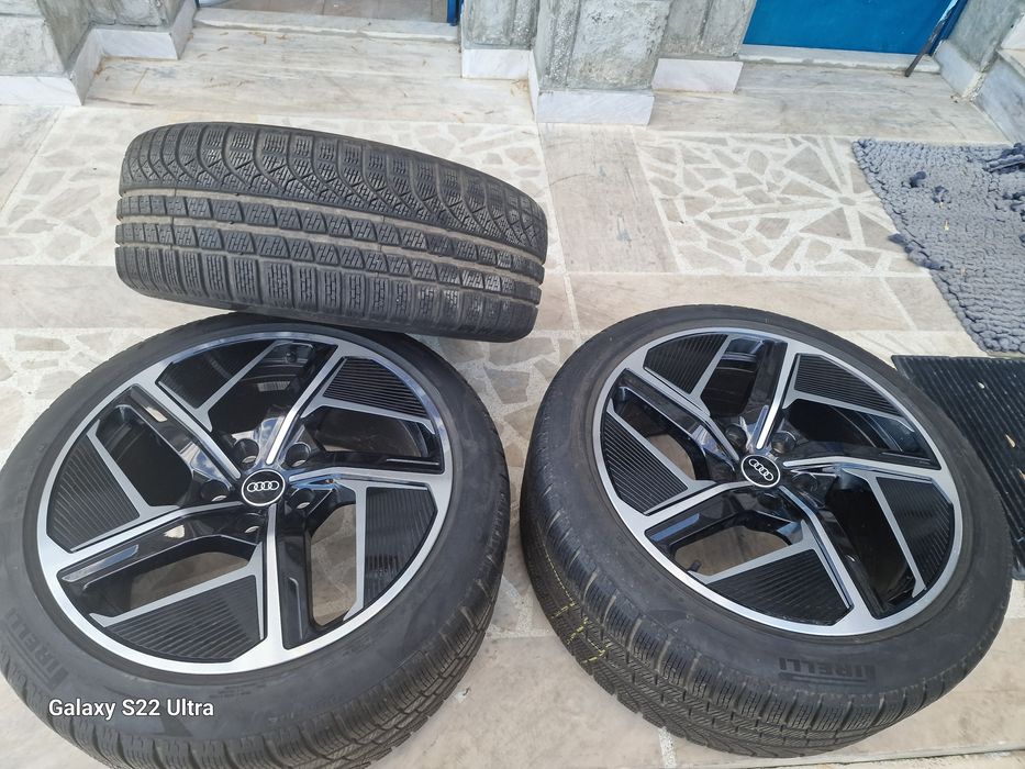 285 40 20 Pirelli 245 45 20 Sport packet