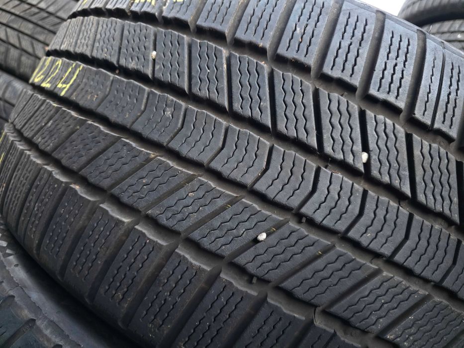 2бр Зимни гуми 275 35 22 - Continental - DOT 2024