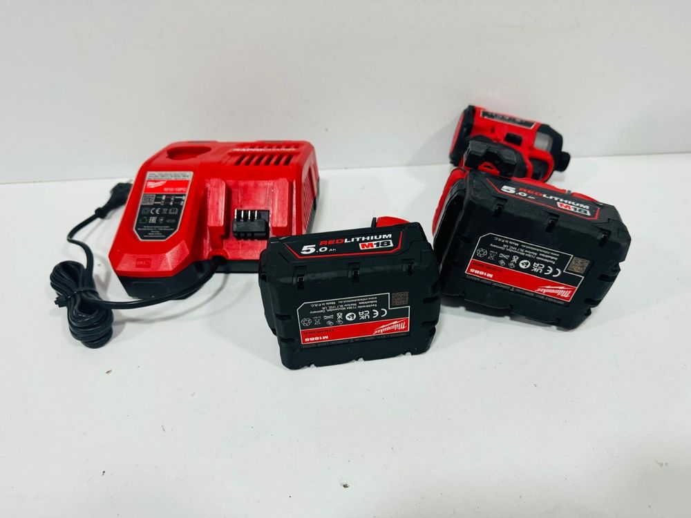 Milwaukee M 18 FID 3