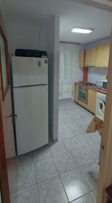 Închiriez ap 2 camere