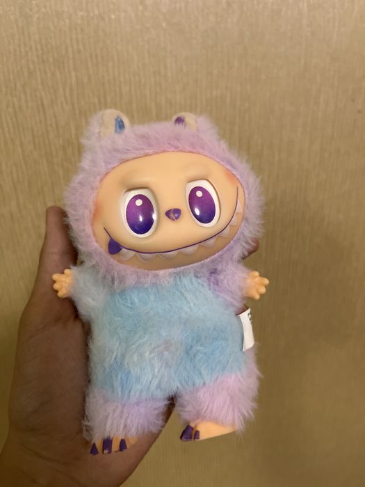 Labubu  noyob ranglar jilosi original 100%