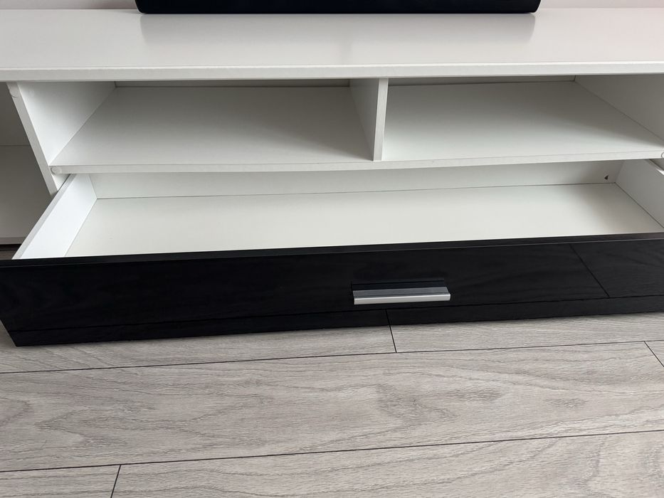 Mobilă living 3 corpuri