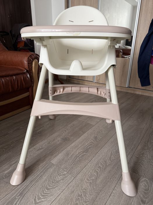 Scaun de masa bebe