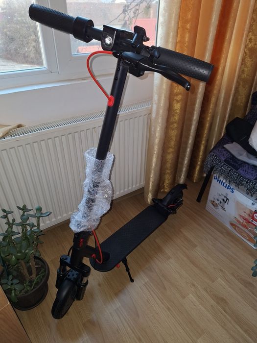 Trotineta Mankeel MK083 cu amortizor, noua