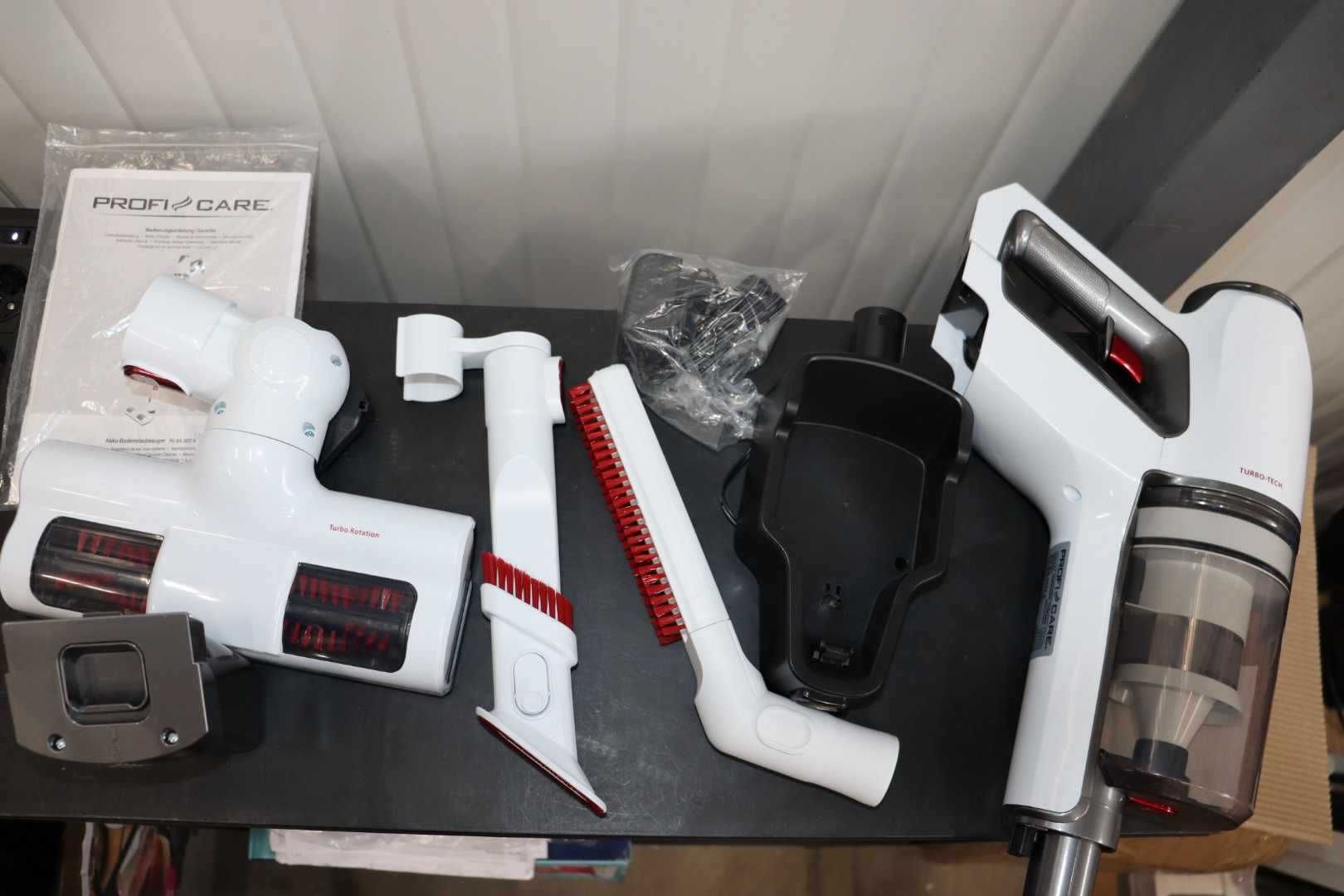 Вертикална безжична прахосмукачка, Profi Care PC-BS3037, 29,6V/2200mAh