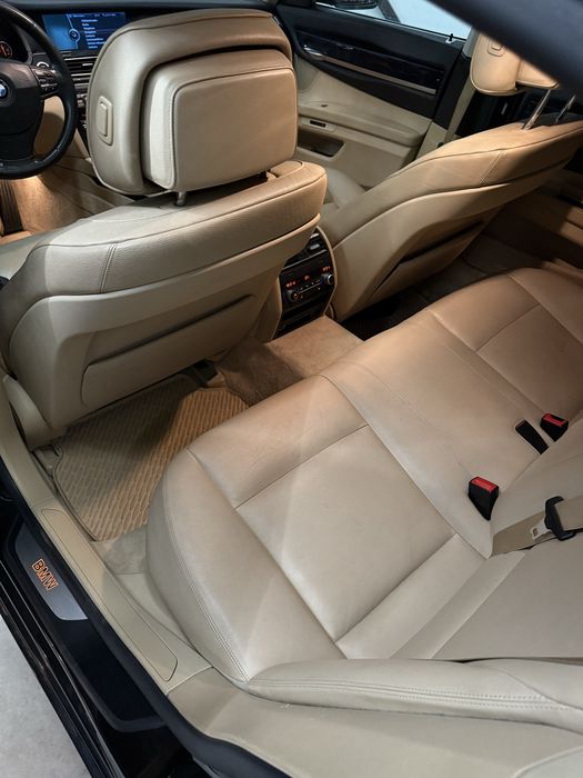 BMW 730d / 2009/  4 butoane / posibilitate Rate
