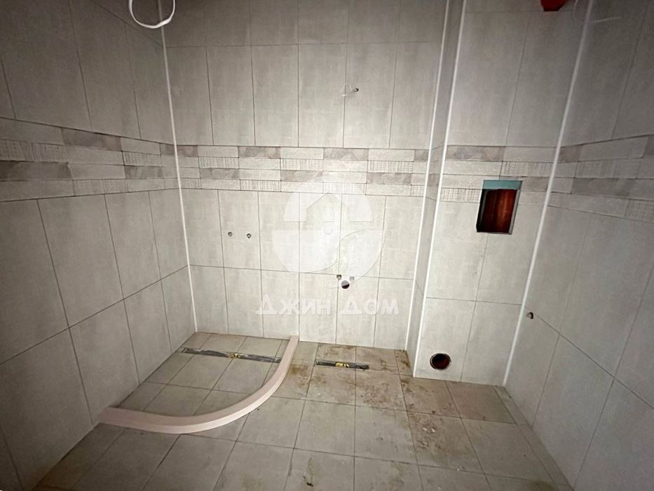 Продава се Двустаен апартамент в к.к. Слънчев бряг - 65 кв.м за 2154 €/кв.м - Снимка #4