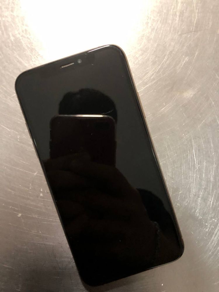 iPhone xs срочно!